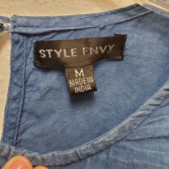 Style Envy Bohemian Blouse Blue Chambray Eyelet Hem Belle Sleeve Crop Medium - Picture 3 of 6